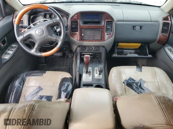 ✅ 2003 Mitsubishi Montero Limited • VIN: JA4NW51S63J019484 • Lot: 86089024. Wystawiony na Copart z przebiegiem Nie podano. Bezpłatny archiwum sprzedaży aukcyjnych z USA i szczegółowy raport historii pojazdu na DreamBid. Zdjęcie 8.