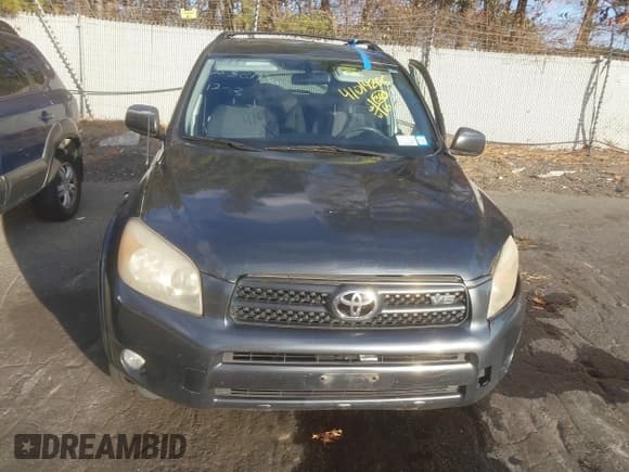 ✅ 2008 Toyota RAV4 Sport • VIN: JTMBK32V585065714 • Lot: 41014206. Listed on IAAI with 200,648 mi. Free auction sales archive from the USA and detailed vehicle history report at DreamBid. Image 12.