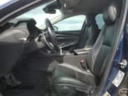 ✅ 2020 Mazda 3 Select • VIN: 3MZBPACL4LM123234 • Лот: 52275895. Опубликован ранее на Copart с пробегом 82 515 миль. Бесплатный доступ к архиву аукционных продаж из США и подробный отчёт об истории автомобиля на DreamBid. Изображение 7.