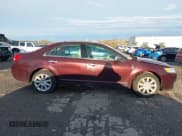 ✅ 2011 Lincoln MKZ • VIN: 3LNHL2GC2BR773380 • Lot: 43788378. Wystawiony na IAAI z przebiegiem 27 484 mil. Bezpłatny archiwum sprzedaży aukcyjnych z USA i szczegółowy raport historii pojazdu na DreamBid. Zdjęcie 13.