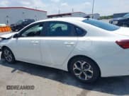 ✅ 2020 Kia Forte FE • VIN: 3KPF24AD0LE209599 • Lot: 42892433. Listed on IAAI with 76,117 mi. Free auction sales archive from the USA and detailed vehicle history report at DreamBid. Image 14.