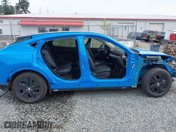 ✅ 2023 Ford Mustang Mach-E California Route 1 • VIN: 3FMTK2SU8PMA50943 • Lot: 43152448. Listed on IAAI with 17,608 mi. Free auction sales archive from the USA and detailed vehicle history report at DreamBid. Image 6.