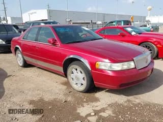 ✅ 2002 Cadillac Seville Luxury SLS • VIN: 1G6KS54Y52U170627 • Lot: 42650746. Wystawiony na IAAI z przebiegiem 104 406 mil. Bezpłatny archiwum sprzedaży aukcyjnych z USA i szczegółowy raport historii pojazdu na DreamBid. Zdjęcie 1.