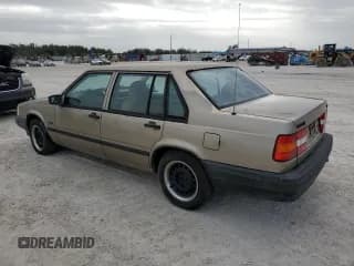✅ 1995 Volvo 900 • VIN: YV1JS8318S1193362 • Lot: 79421424. Wystawiony na Copart z przebiegiem 38 881 mil. Bezpłatny archiwum sprzedaży aukcyjnych z USA i szczegółowy raport historii pojazdu na DreamBid. Zdjęcie 2.