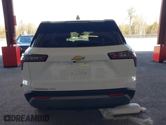 ✅ 2025 Chevrolet Equinox AWD LT • VIN: 3GNAXPEG6SL104049 • Lot: 41871445. Wystawiony na IAAI z przebiegiem 13 324 mil. Bezpłatny archiwum sprzedaży aukcyjnych z USA i szczegółowy raport historii pojazdu na DreamBid. Zdjęcie 16.