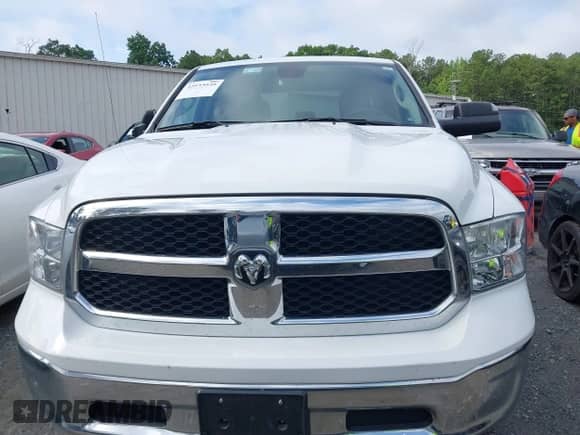 2023 Ram 1500 SLT z VIN 1C6RR7TT1PS565228, wystawiony jako IAAI lot #42532040 z przebiegiem 60 726 mil mil oraz . Historia ofert i sprzedaży dostępna na DreamBid. Obrazek 12.