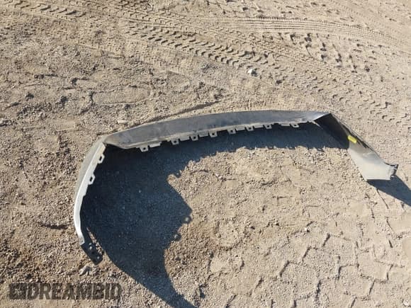 ✅ 2016 Ram 1500 Express • VIN: 1C6RR6KT6GS125307 • Lot: 43376510. Wystawiony na IAAI z przebiegiem 116 398 mil. Bezpłatny archiwum sprzedaży aukcyjnych z USA i szczegółowy raport historii pojazdu na DreamBid. Zdjęcie 19.