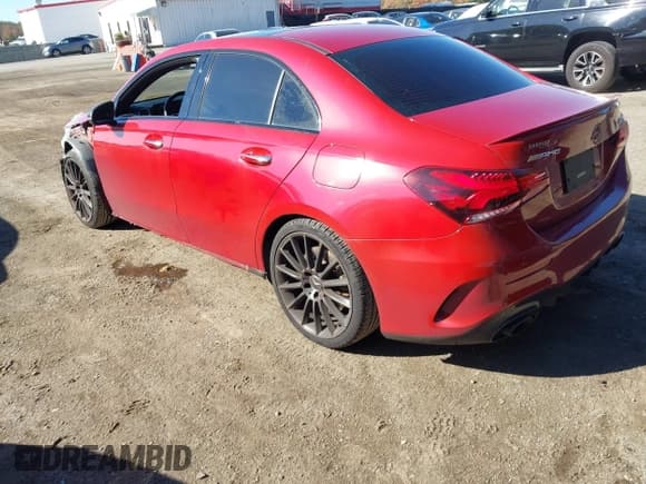 ✅ 2020 Mercedes-Benz A 35 AMG • VIN: W1K3G5BBXLJ239645 • Лот: 43366841. Опубликован ранее на IAAI с пробегом 50 024 миль. Бесплатный доступ к архиву аукционных продаж из США и подробный отчёт об истории автомобиля на DreamBid. Изображение 3.