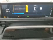 ✅ 2023 Ford Mustang Mach-E Premium • VIN: 3FMTK3SU0PMA67547 • Lot: 84292205. Wystawiony na Copart z przebiegiem 13 684 mil. Bezpłatny archiwum sprzedaży aukcyjnych z USA i szczegółowy raport historii pojazdu na DreamBid. Zdjęcie 9.