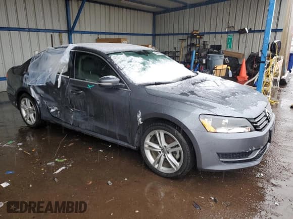 ✅ 2014 Volkswagen Passat SE • VIN: 1VWBS7A39EC035515 • Lot: 56041325. Listed on Copart with 86,603 mi. Free auction sales archive from the USA and detailed vehicle history report at DreamBid. Image 4.