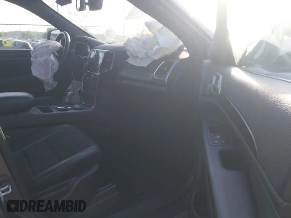 ✅ 2020 Jeep Grand Cherokee Altitude • VIN: 1C4RJEAG6LC118408 • Lot: 42261264. Listed on IAAI with 57,789 mi. Free auction sales archive from the USA and detailed vehicle history report at DreamBid. Image 5.