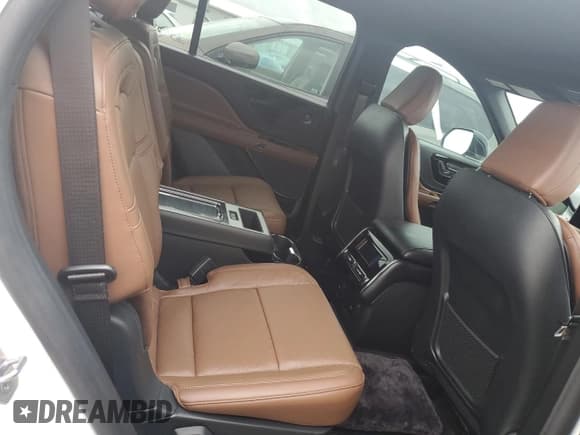 ✅ 2023 Lincoln Aviator Grand Touring • VIN: 5LMYJ8XY9PNL03214 • Лот: 74837264. Опубликован ранее на Copart с пробегом 4 981 миль. Бесплатный доступ к архиву аукционных продаж из США и подробный отчёт об истории автомобиля на DreamBid. Изображение 11.