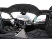 ✅ 2025 Volvo XC90 • VIN: YV4H60JF7S1303761 • Lot: 43584021. Wystawiony na IAAI z przebiegiem 9 510 mil. Bezpłatny archiwum sprzedaży aukcyjnych z USA i szczegółowy raport historii pojazdu na DreamBid. Zdjęcie 21.