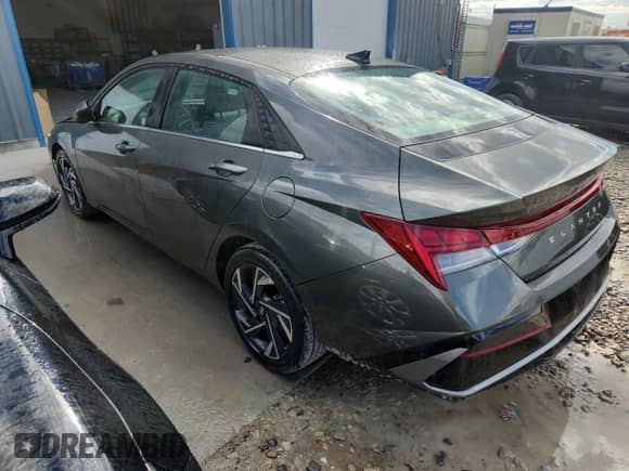 2025 Hyundai Elantra SEL Convenience z VIN KMHLS4DG3SU972172, wystawiony jako Copart lot #86272225 z przebiegiem 8 642 mil mil oraz Nie do naprawy • Non repairable. Historia ofert i sprzedaży dostępna na DreamBid. Obrazek 2.