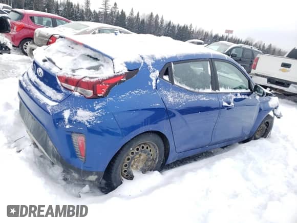 2019 Hyundai Veloster Premium z VIN KMHTG6AF9KU008054, wystawiony jako Copart lot #86195724 z przebiegiem 108 116 mil mil oraz Szkoda całkowita • Salvage title. Historia ofert i sprzedaży dostępna na DreamBid. Obrazek 3.