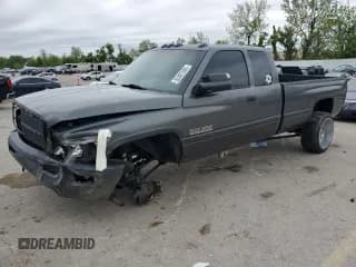 ✅ 1998 Dodge 2500 • VIN: 1B7KF2365WJ237685 • Лот: 55387595. Опубликован ранее на Copart с пробегом Не указан. Бесплатный доступ к архиву аукционных продаж из США и подробный отчёт об истории автомобиля на DreamBid. Изображение 1.