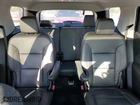 ✅ 2021 Chevrolet Traverse Premier • VIN: 1GNERKKW8MJ225170 • Lot: 89517655. Wystawiony na Copart z przebiegiem 55 652 mil. Bezpłatny archiwum sprzedaży aukcyjnych z USA i szczegółowy raport historii pojazdu na DreamBid. Zdjęcie 10.