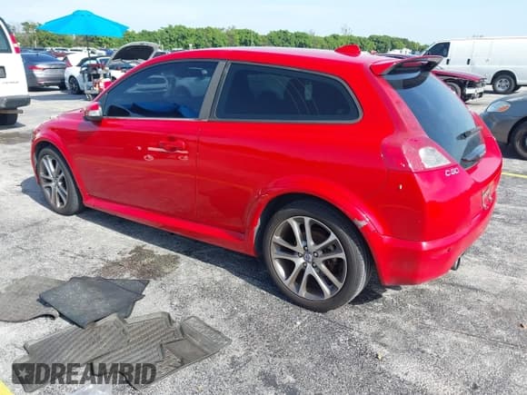 ✅ 2008 Volvo C30 Version 1.0 • VIN: YV1MK672582074529 • Lot: 42961849. Listed on IAAI with 208,542 mi. Free auction sales archive from the USA and detailed vehicle history report at DreamBid. Image 3.