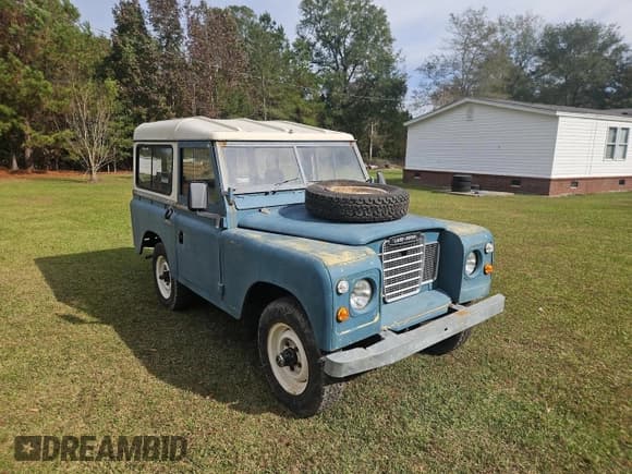 ✅ 1976 Land Rover Defender • VIN: 90123300A • Лот: 81744514. Опубликован ранее на Copart с пробегом Не указан. Бесплатный доступ к архиву аукционных продаж из США и подробный отчёт об истории автомобиля на DreamBid. Изображение 1.
