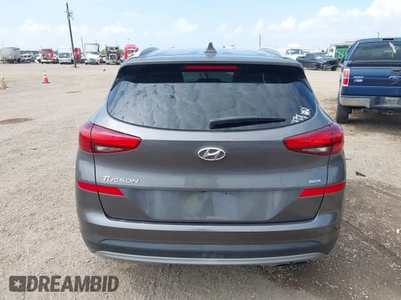 ✅ 2020 Hyundai Tucson Sport • VIN: KM8J3CAL5LU196127 • Lot: 43394221. Wystawiony na IAAI z przebiegiem 78 961 mil. Bezpłatny archiwum sprzedaży aukcyjnych z USA i szczegółowy raport historii pojazdu na DreamBid. Zdjęcie 16.