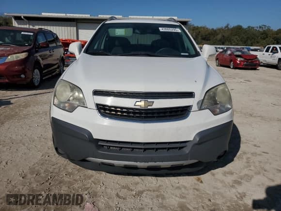 ✅ 2014 Chevrolet Captiva Sport LS • VIN: 3GNAL2EK0ES548430 • Lot: 43005295. Wystawiony na Copart z przebiegiem 216 082 mil. Bezpłatny archiwum sprzedaży aukcyjnych z USA i szczegółowy raport historii pojazdu na DreamBid. Zdjęcie 5.