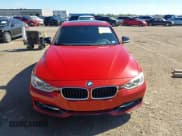 ✅ 2012 BMW 3 Series 335i • VIN: WBA3A9C51CFX59857 • Lot: 43603364. Wystawiony na IAAI z przebiegiem 92 643 mil. Bezpłatny archiwum sprzedaży aukcyjnych z USA i szczegółowy raport historii pojazdu na DreamBid. Zdjęcie 12.