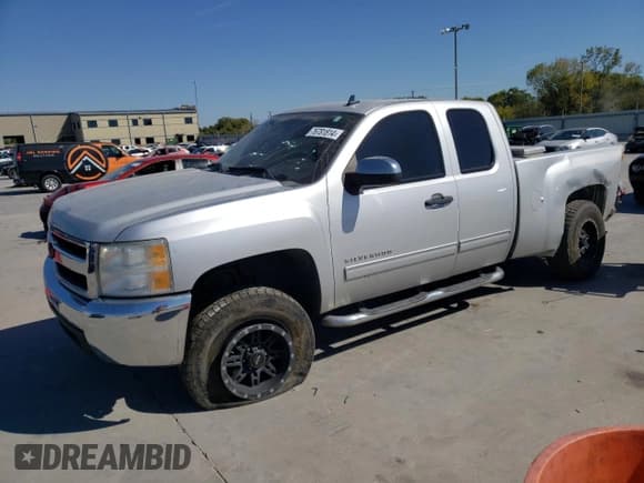 ✅ 2013 Chevrolet Silverado 1500 LT • VIN: 1GCRCSE04DZ269431 • Lot: 76781814. Listed on Copart with 215,403 mi. Free auction sales archive from the USA and detailed vehicle history report at DreamBid. Image 1.