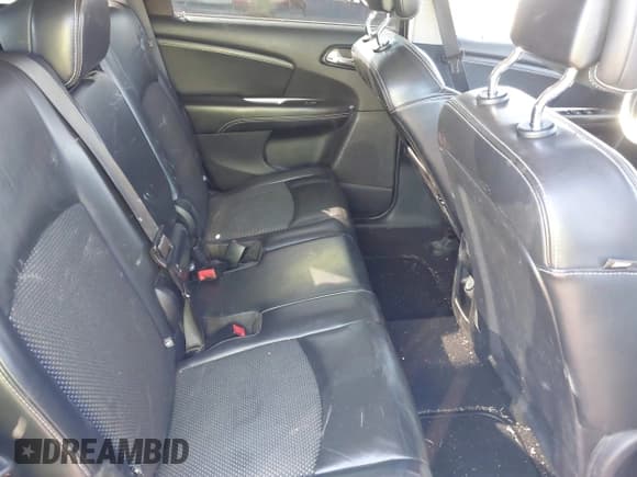 ✅ 2017 Dodge Journey Crossroad Plus • VIN: 3C4PDCGG7HT556604 • Lot: 41883469. Listed on IAAI with 139,194 mi. Free auction sales archive from the USA and detailed vehicle history report at DreamBid. Image 8.