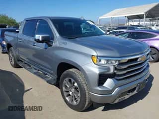 2023 Chevrolet Silverado 1500 High Country с VIN 1GCUDJE88PZ135954, выставлен на аукционе IAAI как лот 42077868 с пробегом 29 588 миль миль и . История ставок и продаж доступна на DreamBid. Изображение 1.