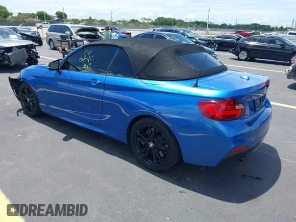 ✅ 2016 BMW 2 Series M235i • VIN: WBA1M1C55GV394210 • Лот: 42487713. Опубликован ранее на IAAI с пробегом 82 592 миль. Бесплатный доступ к архиву аукционных продаж из США и подробный отчёт об истории автомобиля на DreamBid. Изображение 3.