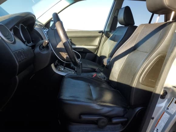 ✅ 2009 Suzuki Grand Vitara • VIN: JS3TD047794100564 • Lot: 79746084. Listed on Copart with 94,988 mi. Free auction sales archive from the USA and detailed vehicle history report at DreamBid. Image 7.