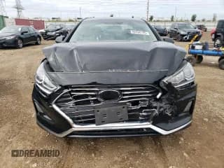 ✅ 2019 Hyundai Sonata SE • VIN: 5NPE24AF3KH771522 • Лот: 82050185. Опубликован ранее на Copart с пробегом 56 847 миль. Бесплатный доступ к архиву аукционных продаж из США и подробный отчёт об истории автомобиля на DreamBid. Изображение 5.
