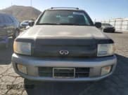 ✅ 2001 Infiniti QX4 Luxury • VIN: JNRDR07X61W103609 • Lot: 42296675. Wystawiony na Copart z przebiegiem 213 975 mil. Bezpłatny archiwum sprzedaży aukcyjnych z USA i szczegółowy raport historii pojazdu na DreamBid. Zdjęcie 5.