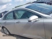 ✅ 2015 Lincoln MKZ • VIN: 3LN6L2G95FR615925 • Lot: 42344017. Wystawiony na IAAI z przebiegiem 162 912 mil. Bezpłatny archiwum sprzedaży aukcyjnych z USA i szczegółowy raport historii pojazdu na DreamBid. Zdjęcie 13.