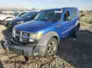 2007 Dodge Nitro SXT z VIN 1D8GU28K37W643388, wystawiony jako Copart lot #70687594 z przebiegiem 139 134 mil mil oraz Szkoda całkowita • Salvage title. Historia ofert i sprzedaży dostępna na DreamBid. Obrazek 1.