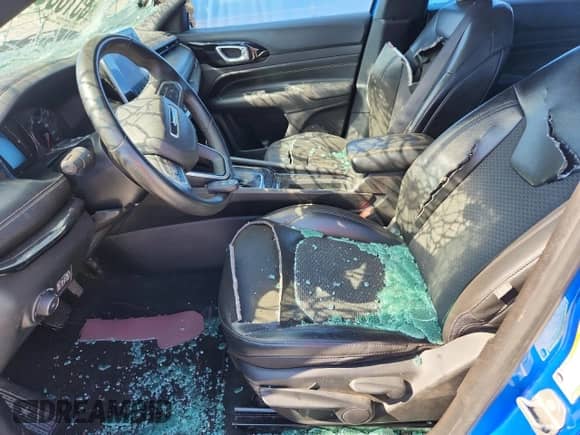 2022 Jeep Compass Altitude с VIN 3C4NJCBB5NT167404, выставлен на аукционе Copart как лот 85160305 с пробегом 34 666 миль миль и Списание • Salvage title. История ставок и продаж доступна на DreamBid. Изображение 7.