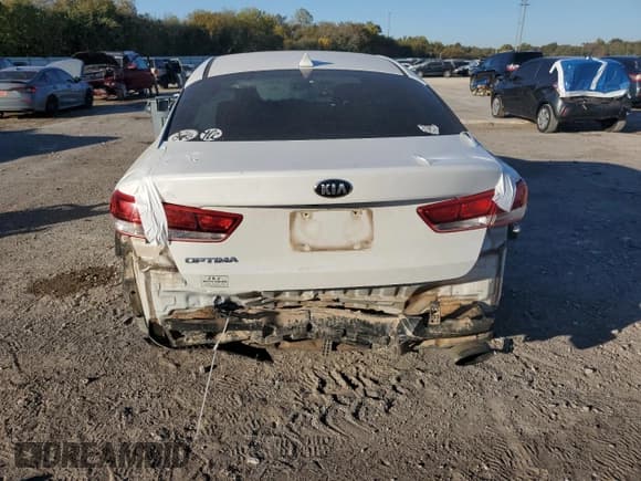 ✅ 2016 Kia Optima LX • VIN: 5XXGT4L32GG003090 • Лот: 90732675. Опубликован ранее на Copart с пробегом 179 122 миль. Бесплатный доступ к архиву аукционных продаж из США и подробный отчёт об истории автомобиля на DreamBid. Изображение 6.