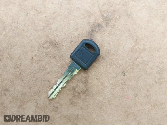 ✅ 1999 Chevrolet S-10 • VIN: 1GCCS144XX8211180 • Лот: 42739380. Опубликован ранее на IAAI с пробегом 189 557 миль. Бесплатный доступ к архиву аукционных продаж из США и подробный отчёт об истории автомобиля на DreamBid. Изображение 11.