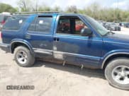 ✅ 1999 Chevrolet Blazer LS • VIN: 1GNCS13W1X2120019 • Lot: 41766379. Wystawiony na IAAI z przebiegiem Nie podano. Bezpłatny archiwum sprzedaży aukcyjnych z USA i szczegółowy raport historii pojazdu na DreamBid. Zdjęcie 6.