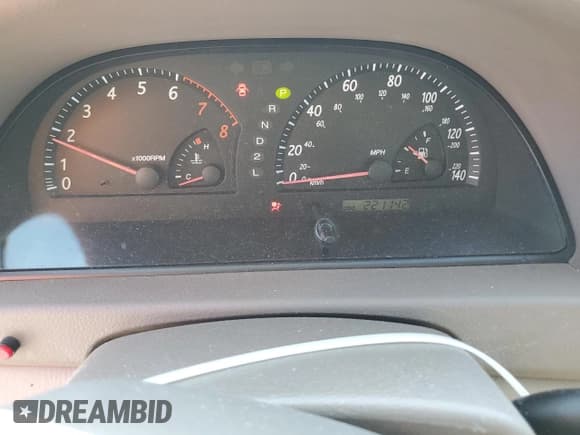 ✅ 2004 Toyota Camry LE • VIN: 4T1BE32K04U846343 • Lot: 89560625. Listed on Copart with 221,142 mi. Free auction sales archive from the USA and detailed vehicle history report at DreamBid. Image 9.