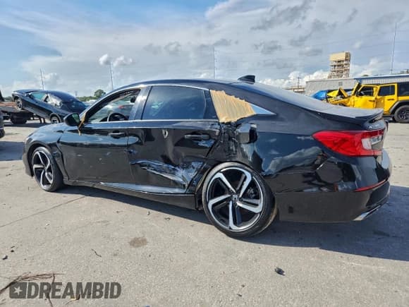✅ 2022 Honda Accord Sport • VIN: 1HGCV2F37NA014542 • Lot: 94060755. Wystawiony na Copart z przebiegiem Nie podano. Bezpłatny archiwum sprzedaży aukcyjnych z USA i szczegółowy raport historii pojazdu na DreamBid. Zdjęcie 2.