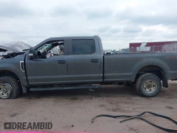 ✅ 2020 Ford F-250 XL • VIN: 1FT7W2B63LED39465 • Lot: 42555160. Wystawiony na IAAI z przebiegiem 67 171 mil. Bezpłatny archiwum sprzedaży aukcyjnych z USA i szczegółowy raport historii pojazdu na DreamBid. Zdjęcie 15.