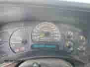 2006 Chevrolet Silverado 1500 LS z VIN 1GCEK19V06Z258785, wystawiony jako Copart lot #79352154 z przebiegiem 182 554 mil mil oraz Czysty tytuł • Clean title. Historia ofert i sprzedaży dostępna na DreamBid. Obrazek 9.