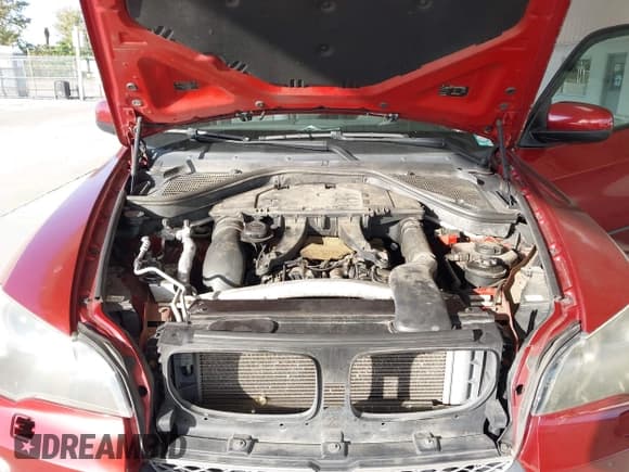 ✅ 2010 BMW X5 35d • VIN: 5UXFF0C56ALT76992 • Lot: 43887407. Listed on IAAI with 168,984 mi. Free auction sales archive from the USA and detailed vehicle history report at DreamBid. Image 10.