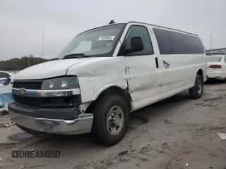 2016 Chevrolet Express Passenger LT с VIN 1GAZGPFG3G1162363, выставлен на аукционе Copart как лот 79928954 с пробегом 136 961 миль миль и Списание • Salvage title. История ставок и продаж доступна на DreamBid. Изображение 1.