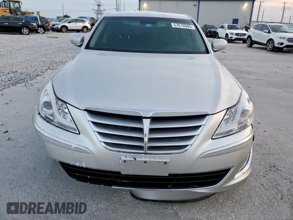 ✅ 2013 Hyundai Genesis 3.8L • VIN: KMHGC4DD8DU254060 • Lot: 57619505. Listed on Copart with 21,210 mi. Free auction sales archive from the USA and detailed vehicle history report at DreamBid. Image 5.