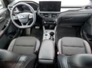 ✅ 2024 Ford Escape ST-Line Select • VIN: 1FMCU9NA8RUA32428 • Лот: 68017075. Опубликован ранее на Copart с пробегом Не указан. Бесплатный доступ к архиву аукционных продаж из США и подробный отчёт об истории автомобиля на DreamBid. Изображение 8.