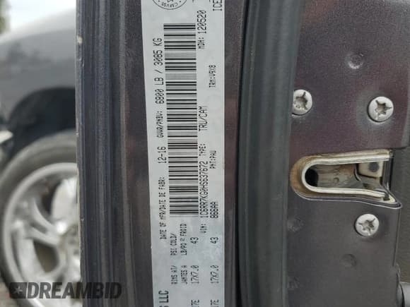 ✅ 2017 Ram 1500 ST • VIN: 1C6RR7KG0HS637672 • Lot: 90095135. Listed on Copart with 166,366 mi. Free auction sales archive from the USA and detailed vehicle history report at DreamBid. Image 13.