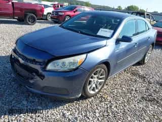 2015 Chevrolet Malibu LT with VIN 1G11C5SL0FF284812, listed as a IAAI auction lot 43288320 with 202,761 mi miles and . Bid and sale history available at DreamBid. Image 2.