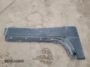 ✅ 2023 Chevrolet Traverse LT • VIN: 1GNERHKW0PJ226157 • Lot: 68549424. Wystawiony na Copart z przebiegiem 17 220 mil. Bezpłatny archiwum sprzedaży aukcyjnych z USA i szczegółowy raport historii pojazdu na DreamBid. Zdjęcie 13.